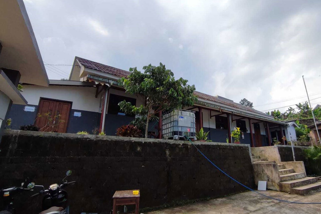 SMK Bina Kartika Nusantara di Tirtoyudo, Kabupaten Malang, mendapatkan bantuan dari Bank Rakyat Indonesia (BRI) melalui Regional Office Malang (c) Asad Arifin