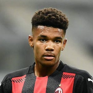 Emil Pakebba Joof Roback