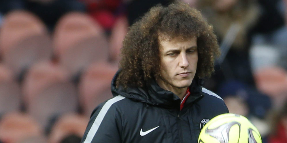 Courtois Antusias Sambut David Luiz di Chelsea Courtois Antusias Sambut David Luiz di Chelsea