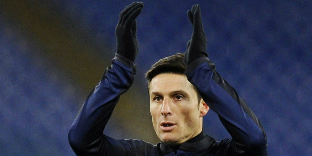 Zanetti: Tak Ada Gunanya Bandingkan Messi dan Maradona Zanetti: Tak Ada Gunanya Bandingkan Messi dan Maradona