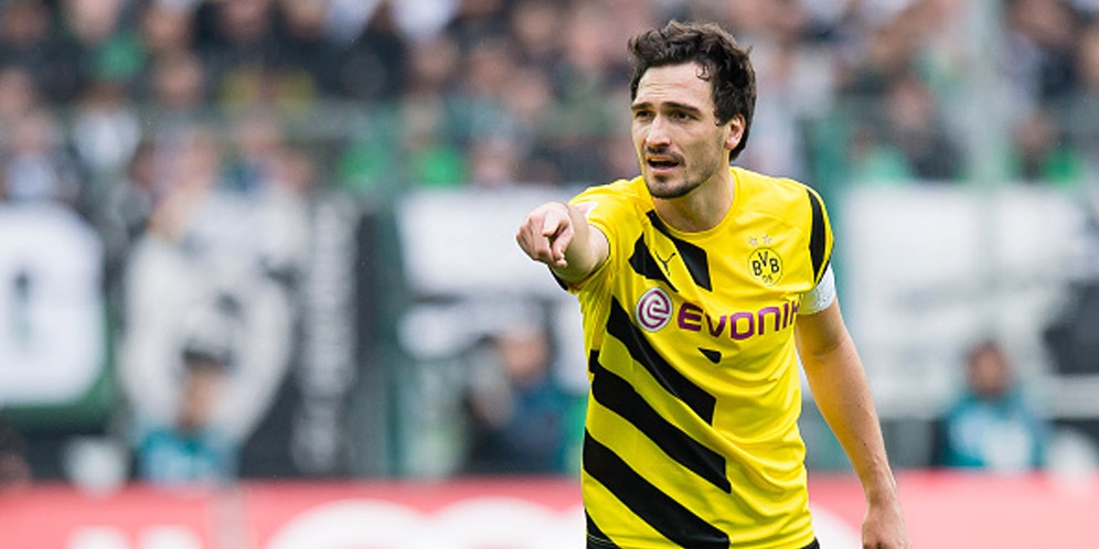Direktur Dortmund Akui Hummels Hampir Gabung MU Direktur Dortmund Akui Hummels Hampir Gabung MU