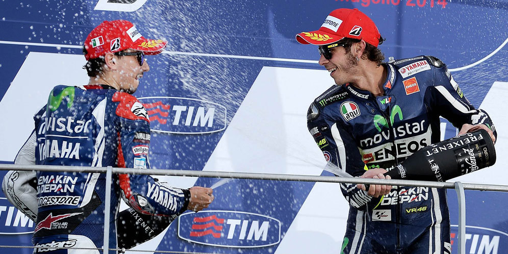 Yamaha: Rossi Utamakan Kerja Tim, Lorenzo Individualis Yamaha: Rossi Utamakan Kerja Tim, Lorenzo Individualis