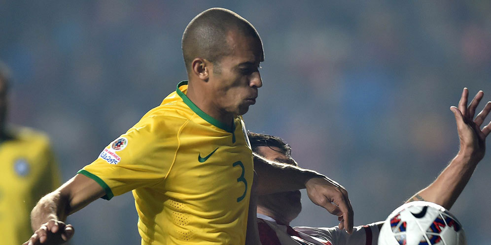 Bek Inter Milan Gantikan Neymar Jadi Kapten Brasil Bek Inter Milan Gantikan Neymar Jadi Kapten Brasil