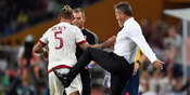 Ditendang Milan, Mexes Ditawarkan ke Marseille Ditendang Milan, Mexes Ditawarkan ke Marseille