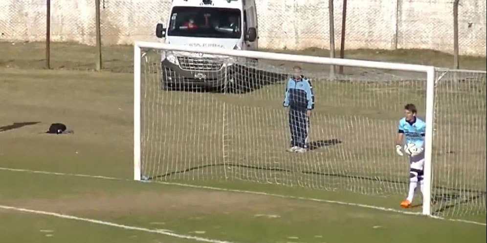 Kebobolan 43 Gol dalam Satu Laga, Kiper Jerman Ini Ditangkap Polisi! Kebobolan 43 Gol dalam Satu Laga, Kiper Jerman Ini Ditangkap Polisi!