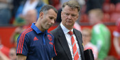 Blackmore: MU Buat Kesalahan Tak Tunjuk Giggs Jadi Manajer Blackmore: MU Buat Kesalahan Tak Tunjuk Giggs Jadi Manajer