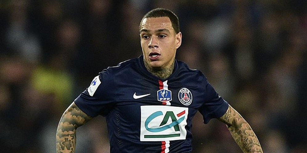 Chelsea Akan Tawar Bek PSG, Van der Wiel Chelsea Akan Tawar Bek PSG, Van der Wiel