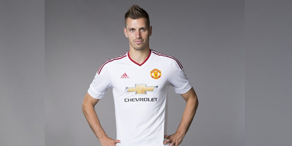 Schneiderlin: Gol Akan Segera Datang Schneiderlin: Gol Akan Segera Datang