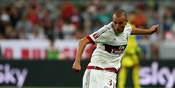 Milan Hadapi Carpi Minus Antonelli