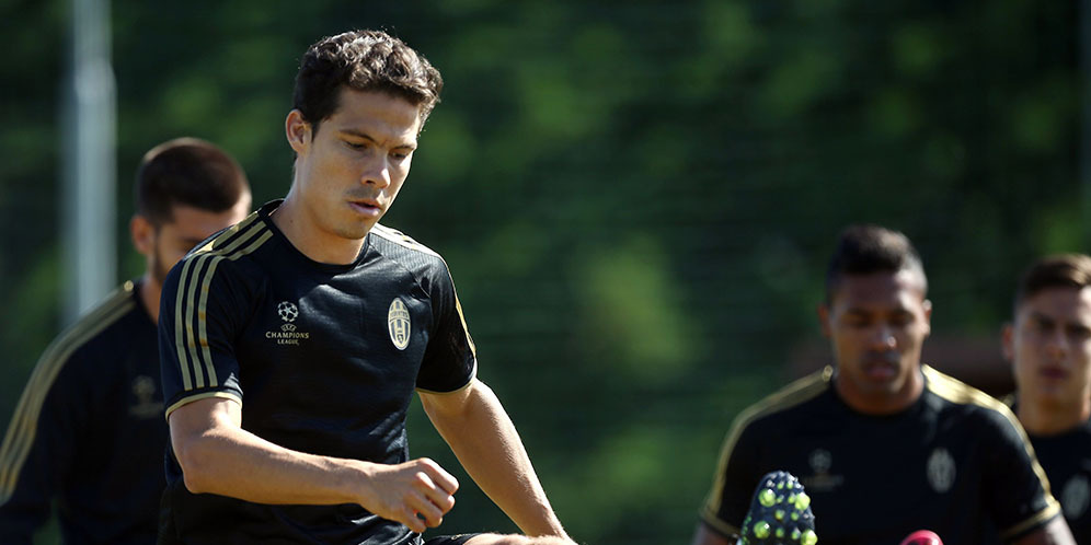 Juventus Akan Buang Satu Gelandangnya Juventus Akan Buang Satu Gelandangnya