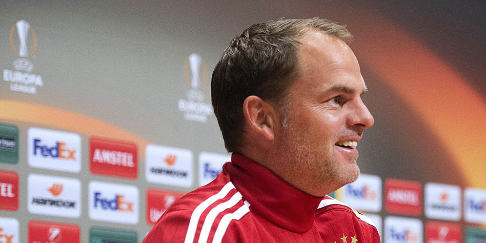 Tinggalkan Ajax, De Boer Susul Van Gaal ke Inggris? Tinggalkan Ajax, De Boer Susul Van Gaal ke Inggris?
