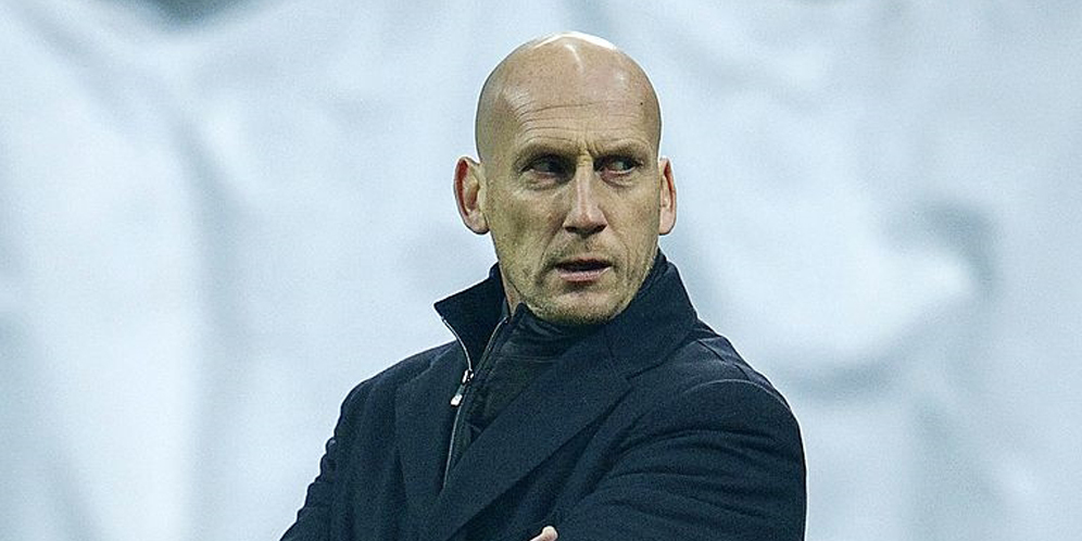 Stam: Uang Sebanyak Itu, Van Gaal Harusnya Buat MU Sukses Stam: Uang Sebanyak Itu, Van Gaal Harusnya Buat MU Sukses