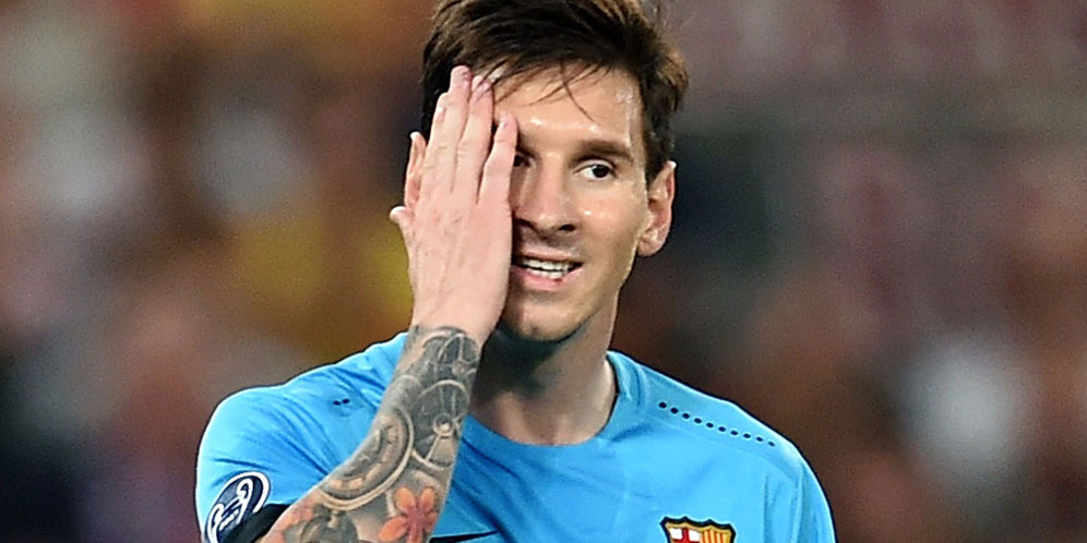 Kaki Messi Masih Belum Sanggup Menembak Kaki Messi Masih Belum Sanggup Menembak