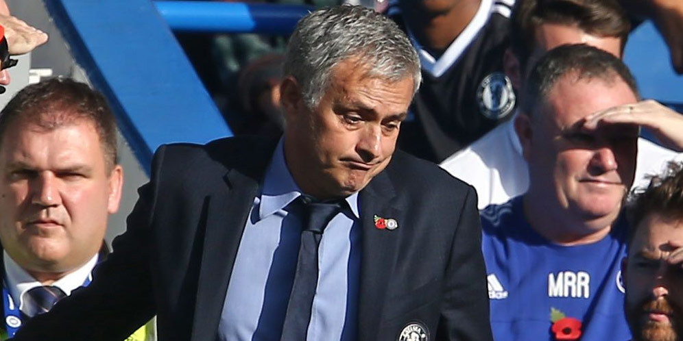 Klopp Sarankan Mourinho Rehat Dari Sepakbola Klopp Sarankan Mourinho Rehat Dari Sepakbola