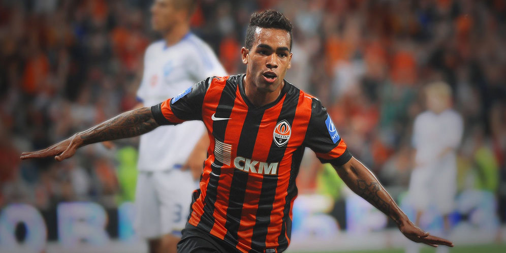 Chelsea Rela Bayar Mahal untuk Alex Teixeira Chelsea Rela Bayar Mahal untuk Alex Teixeira