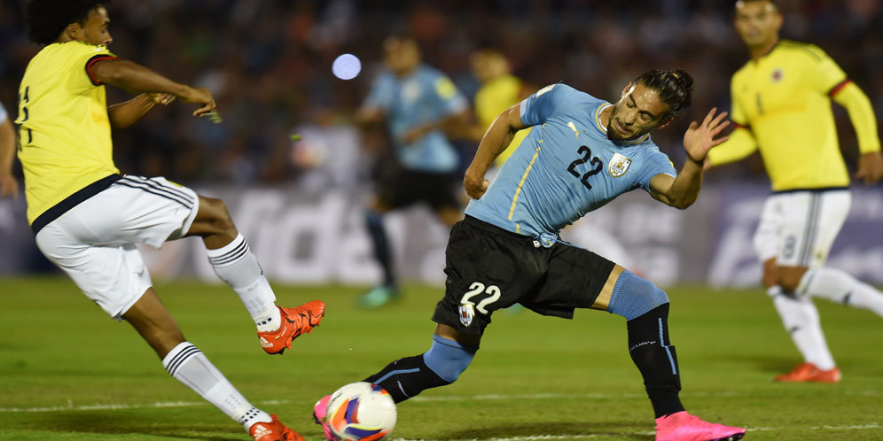 Juan Cuadrado dan Martin Caceres