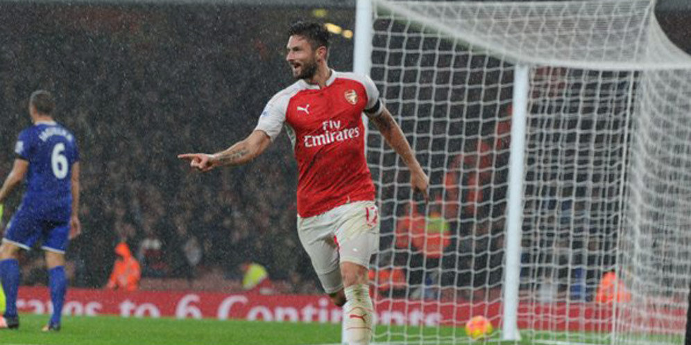 Hasil Pertandingan Arsenal vs Everton: 2-1 Hasil Pertandingan Arsenal vs Everton: 2-1