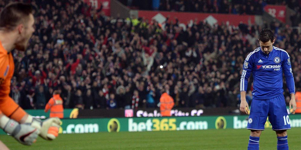 Eden Hazard Ungkap Ruang Ganti Chelsea yang Murung Eden Hazard Ungkap Ruang Ganti Chelsea yang Murung