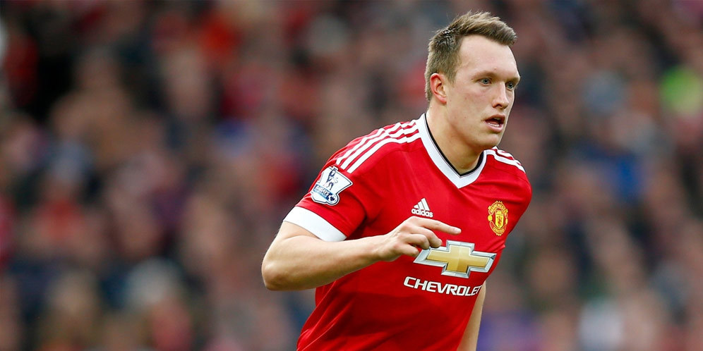 Phil Jones Sukses Bersama Tim U-21 MU Phil Jones Sukses Bersama Tim U-21 MU