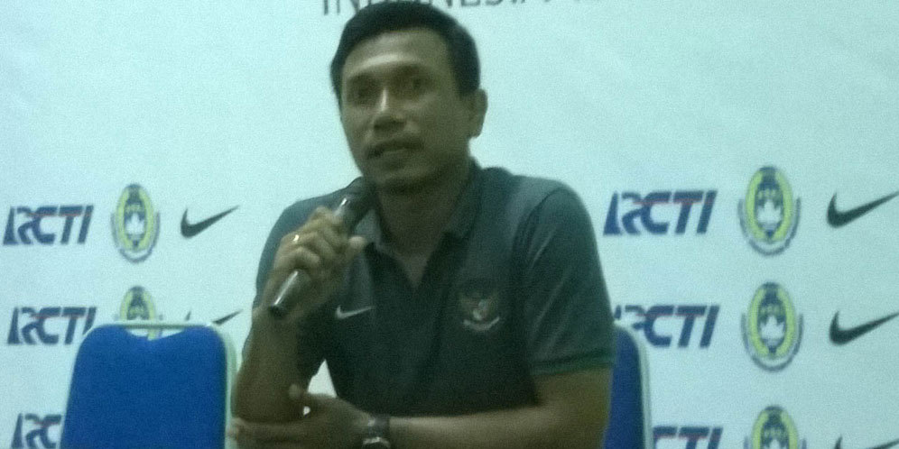 Gresik United Butuh Satu Striker Asing Gresik United Butuh Satu Striker Asing