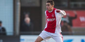 Jurus Seribu Bayangan dari Wonderkid Ajax Jurus Seribu Bayangan dari Wonderkid Ajax