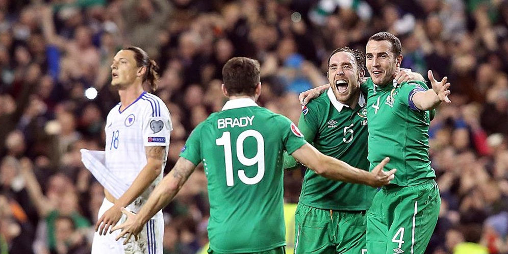 Superman pun Ikut Nimbrung Selebrasi Irlandia Superman pun Ikut Nimbrung Selebrasi Irlandia
