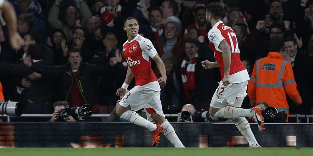 Mertesacker: Kehadiran Gibbs Beri Tottenham Masalah Mertesacker: Kehadiran Gibbs Beri Tottenham Masalah