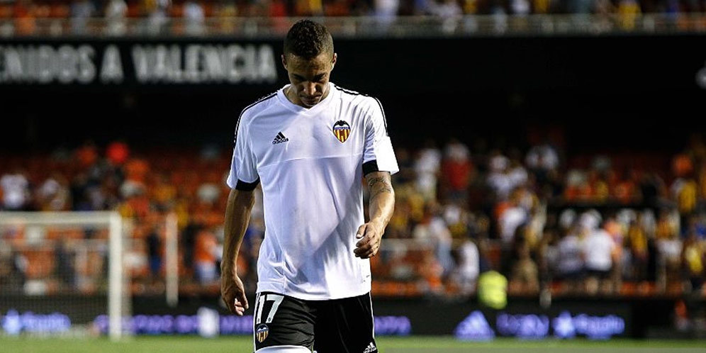Inter Milan Pertimbangkan Penyerang Valencia Inter Milan Pertimbangkan Penyerang Valencia