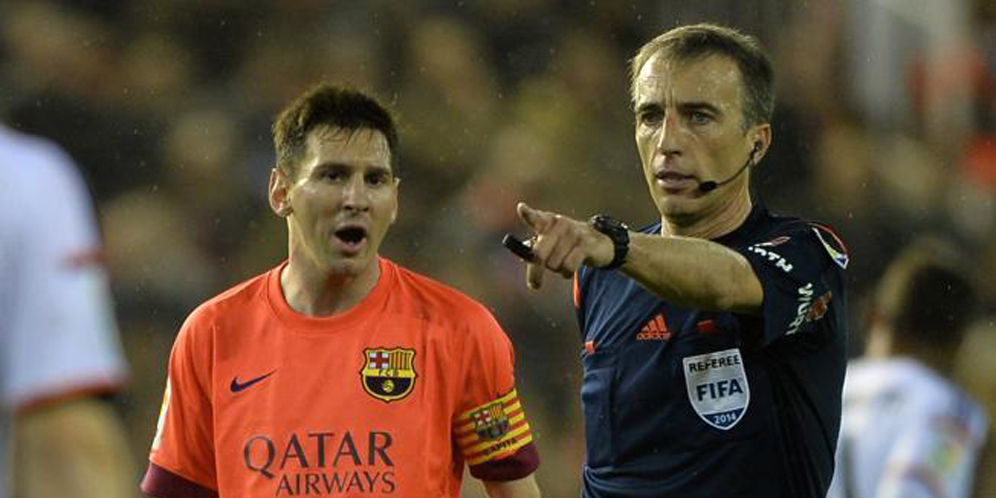 Wasit Borbalan Dijagokan Pimpin Clasico Wasit Borbalan Dijagokan Pimpin Clasico