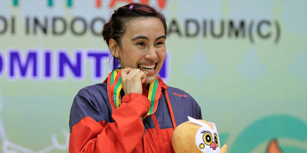 Si Cantik Bellaetrix Manuputty Punya Kado Khusus Untuk Ibu Si Cantik Bellaetrix Manuputty Punya Kado Khusus Untuk Ibu