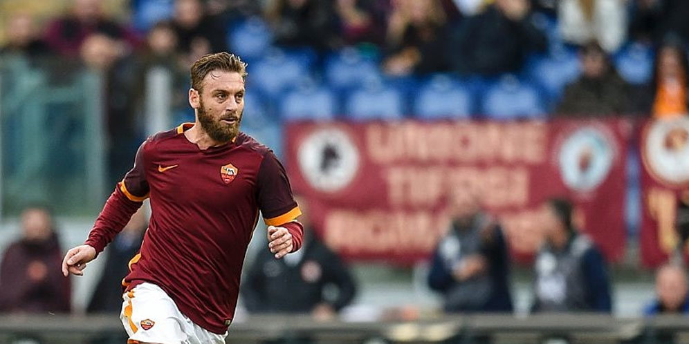 De Rossi: Uang Chelsea Tak Bisa Beli Kesetiaan Saya