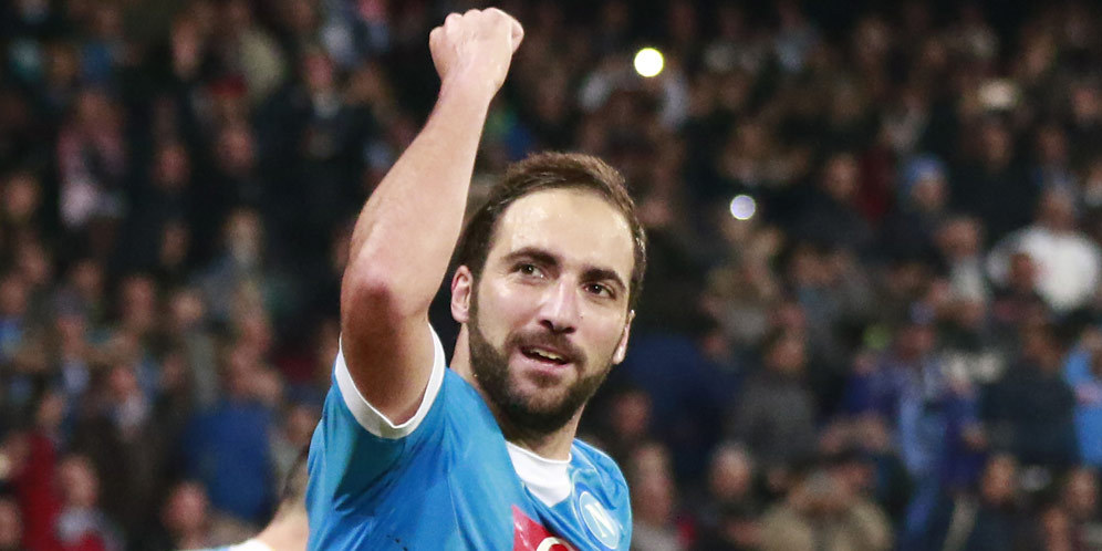 Arsenal Bisa Bajak Higuain dari Manchester United