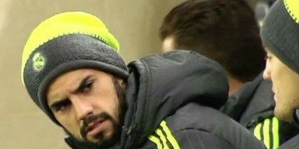 Lihat Benitez Cadangkan Kroos, Isco Beri Reaksi Lucu