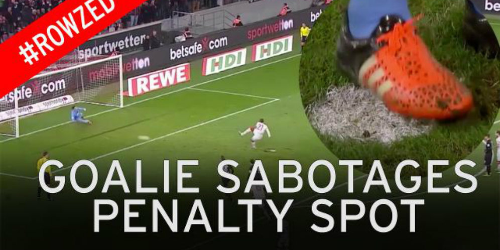Rusak Lapangan, Kiper Bundesliga Buat Lawan Gagal Penalti Rusak Lapangan, Kiper Bundesliga Buat Lawan Gagal Penalti