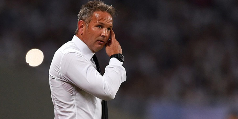 Mihajlovic Gagal di Milan Karena Intervensi Berlusconi Mihajlovic Gagal di Milan Karena Intervensi Berlusconi