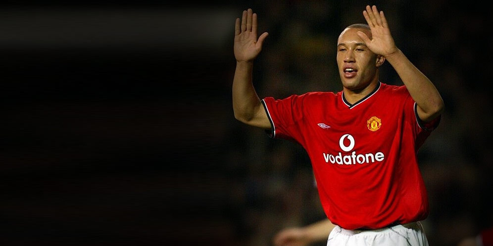 Silvestre Minta Shaw Tak Menyerah di MU Silvestre Minta Shaw Tak Menyerah di MU