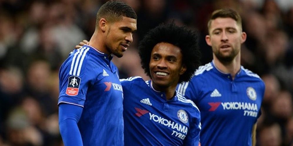 Willian: Chelsea Terpuruk Karena Kesalahan Sejak Awal Musim Willian: Chelsea Terpuruk Karena Kesalahan Sejak Awal Musim
