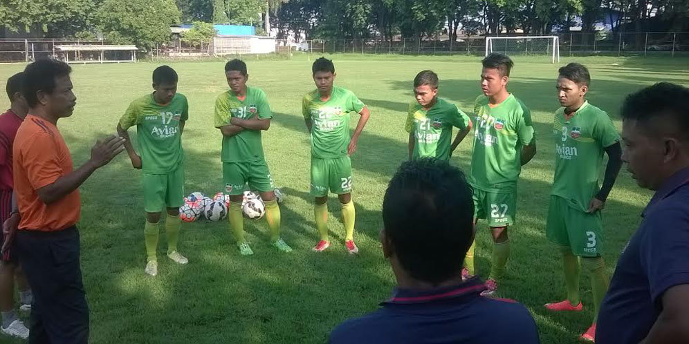 Surabaya United Jajal Pemain Seleksi di Ciamis Surabaya United Jajal Pemain Seleksi di Ciamis