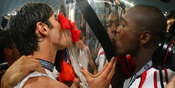 Clarence Seedorf - Mengukir Sejarah Bersama Ajax, Madrid, Milan Clarence Seedorf - Mengukir Sejarah Bersama Ajax, Madrid, Milan