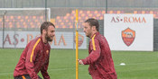 De Rossi dan Totti Disimpan Demi Madrid De Rossi dan Totti Disimpan Demi Madrid