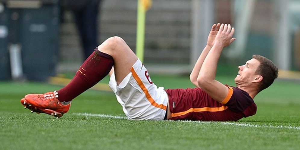 Spalletti Beri Peluang Dzeko Bertahan di Roma Spalletti Beri Peluang Dzeko Bertahan di Roma