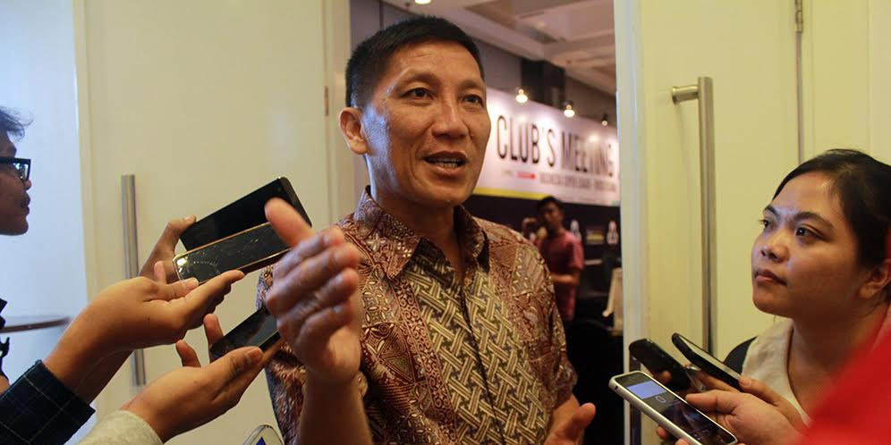 Persija Menunggu Loyalitas Adam Alis Persija Menunggu Loyalitas Adam Alis