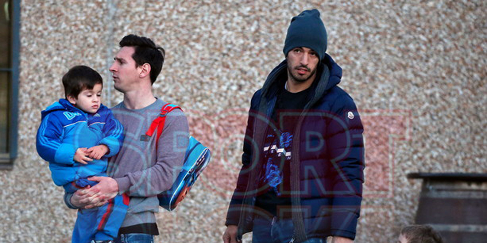 Akrab, Messi dan Suarez Jemput Anak Bersama Akrab, Messi dan Suarez Jemput Anak Bersama