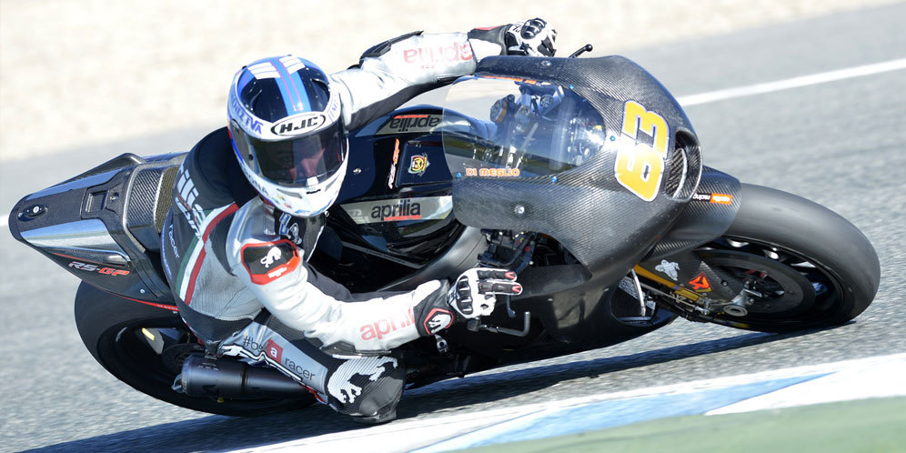 Aprilia Terbaru Debut di Aragon, Test Rider Cedera Aprilia Terbaru Debut di Aragon, Test Rider Cedera