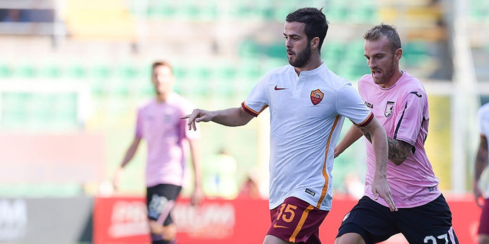 Miralem Pjanic Bantah Sudah Gabung Juventus