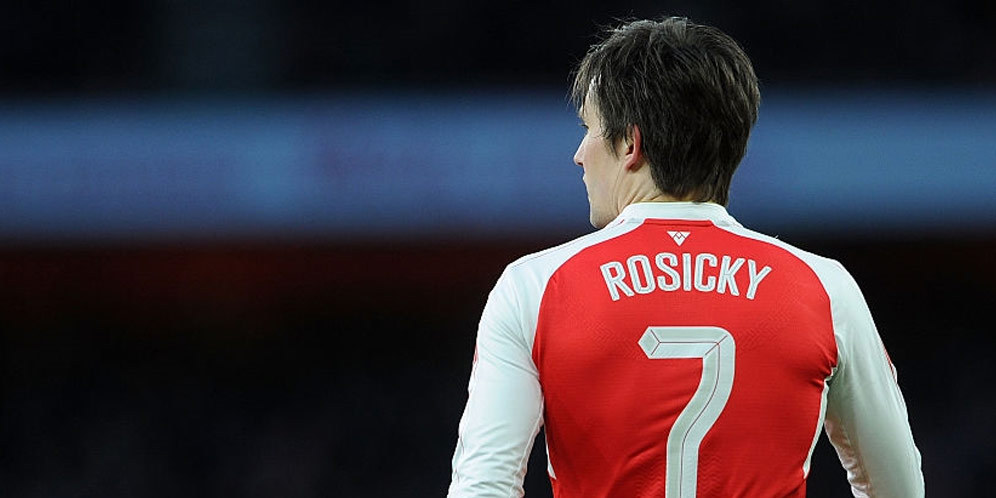 Wenger: Kiprah Rosicky di Arsenal Belum Berakhir Wenger: Kiprah Rosicky di Arsenal Belum Berakhir