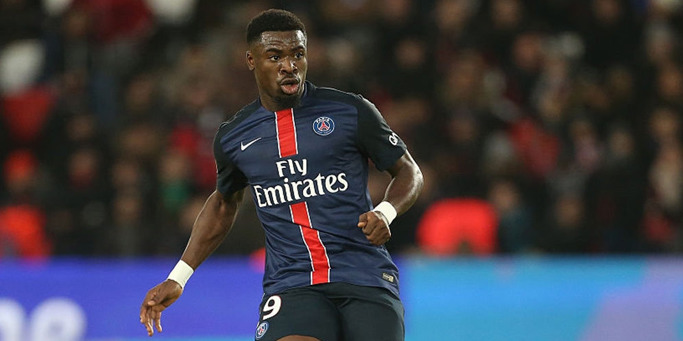 Hubungi Mourinho, Aurier Ingin ke MU Musim Depan? Hubungi Mourinho, Aurier Ingin ke MU Musim Depan?