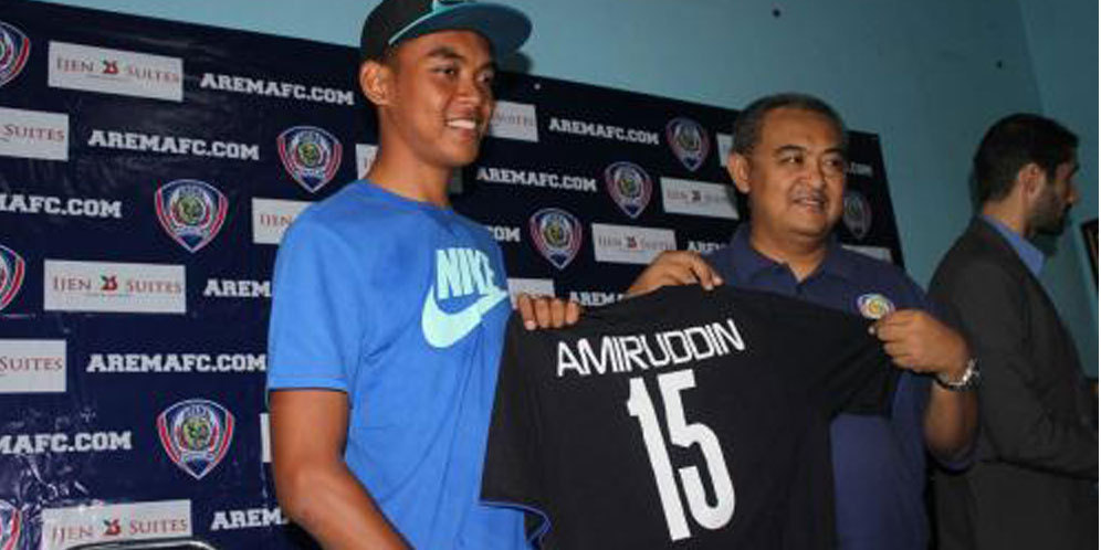 Arema Cronus Masih Nantikan Teguh Amiruddin