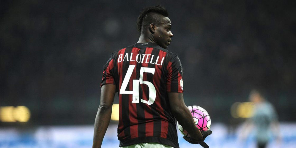 Raiola Akan Yakinkan Milan agar Permanenkan Balotelli Raiola Akan Yakinkan Milan agar Permanenkan Balotelli