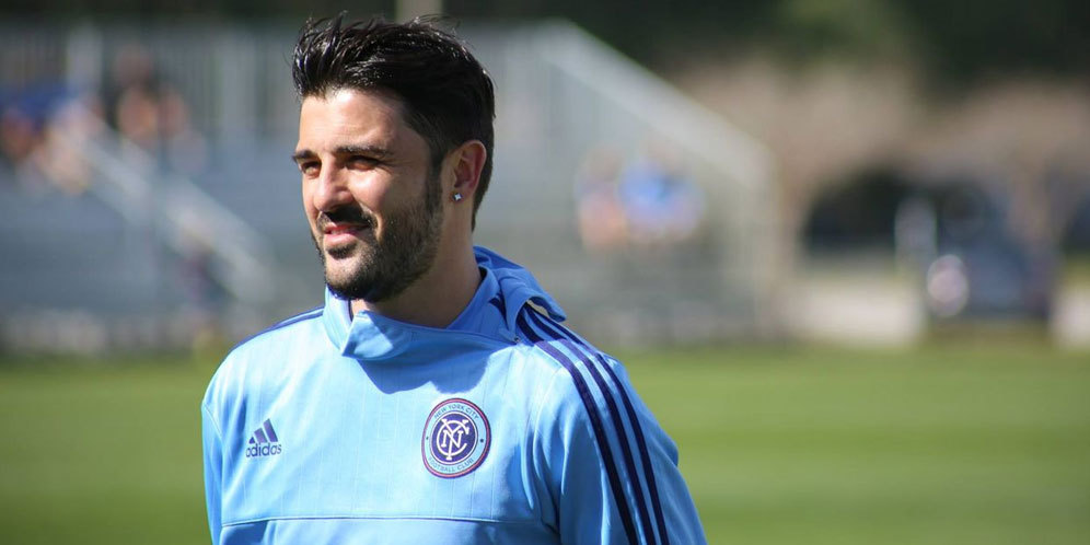 Gunakan Kaki Luar, David Villa Dua Kali Sukses Tirukan Trik Golazo Messi Gunakan Kaki Luar, David Villa Dua Kali Sukses Tirukan Trik Golazo Messi